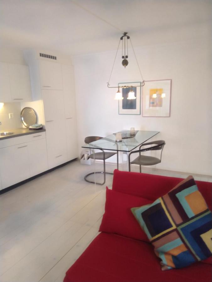مبيت وإفطار Vully-les-Lacs Swiss Borzoi House المظهر الخارجي الصورة